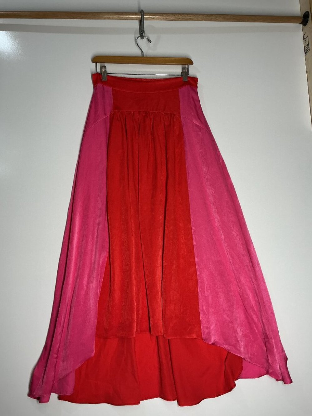 Petal & Pup Lulu M Red Pink Two Piece Maxi Skirt Set Colorblock High Low - Picture 14 of 15
